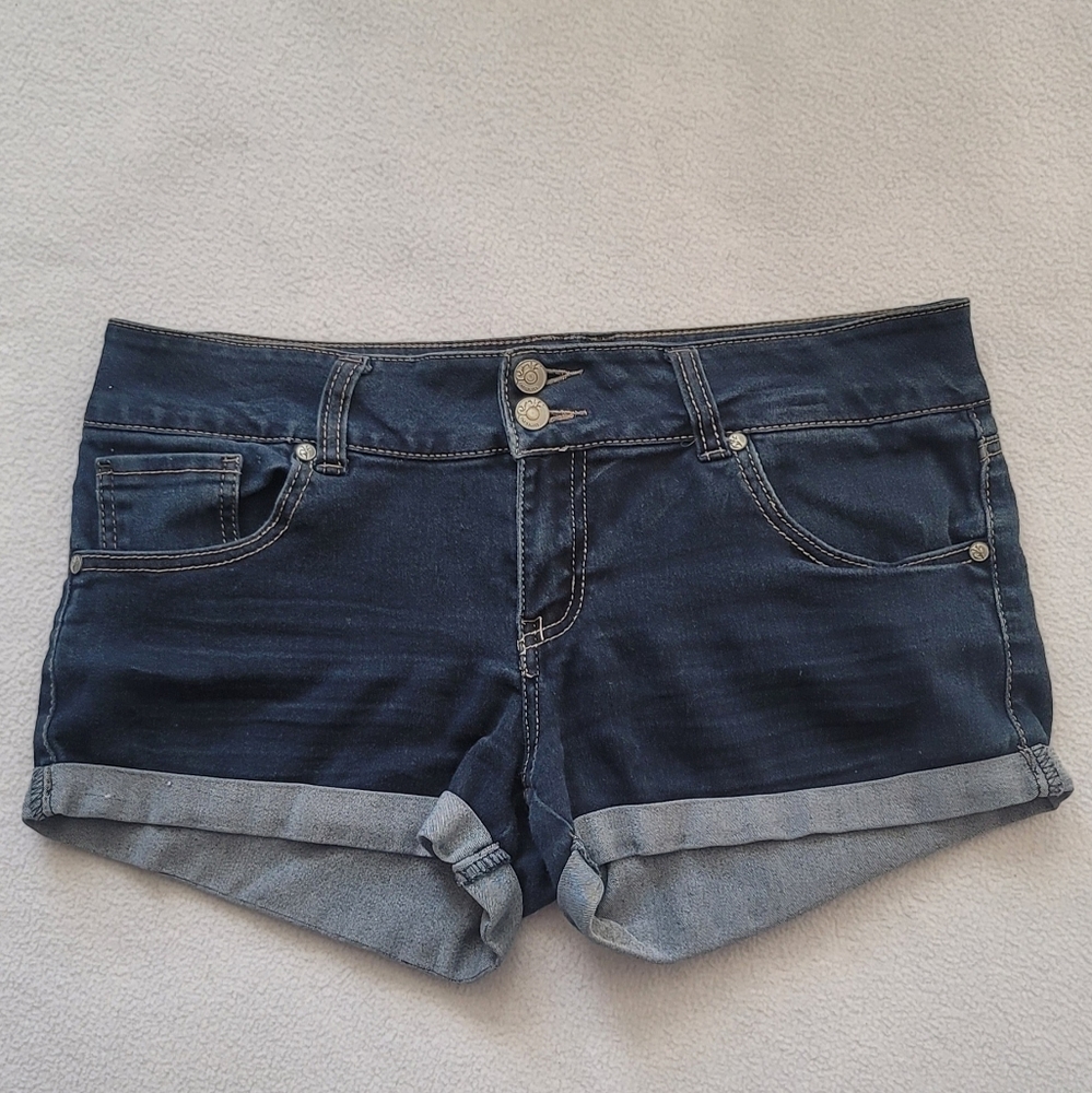 Dark Jean midrise shorts sz 13